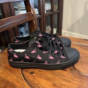 RAAD SHOP Women's size 9